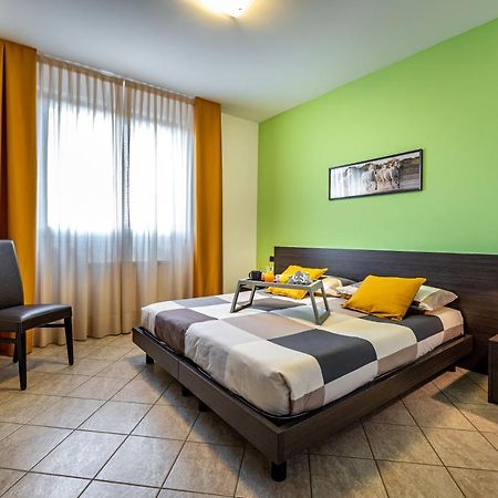 Casa Vacanze Arianna Rosia ภายนอก รูปภาพ
