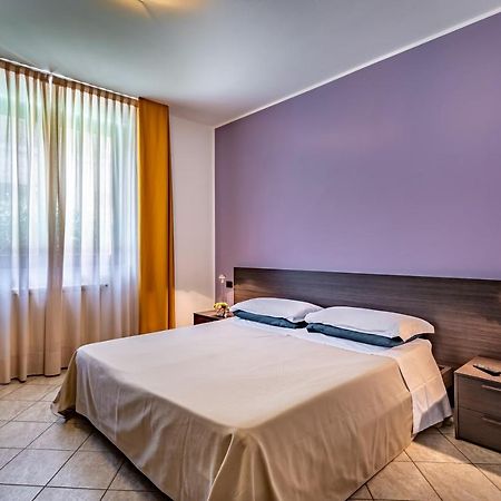 Casa Vacanze Arianna Rosia ภายนอก รูปภาพ