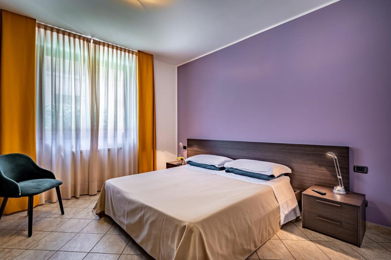 Casa Vacanze Arianna Rosia ภายนอก รูปภาพ