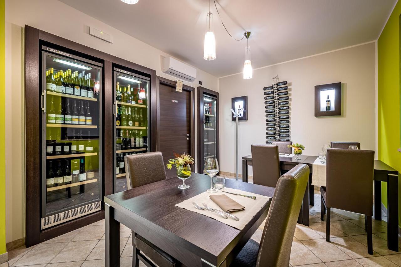 Casa Vacanze Arianna Rosia ภายนอก รูปภาพ