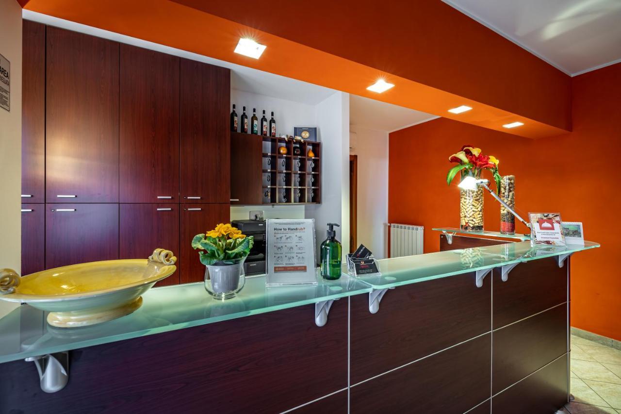 Casa Vacanze Arianna Rosia ภายนอก รูปภาพ